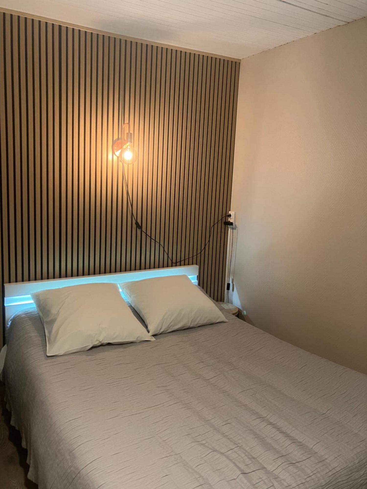 Hotel Du Nord Chambres Familiales Fontaines  외부 사진