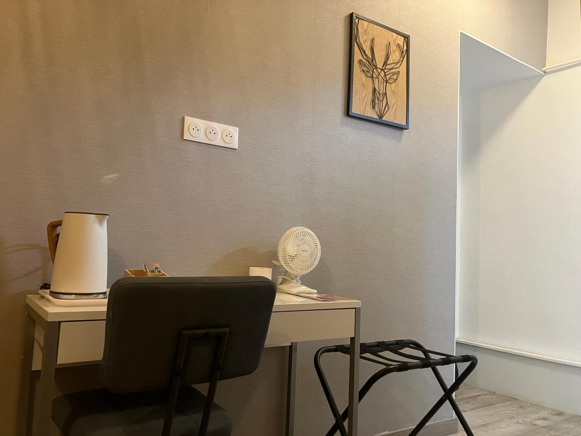 Hotel Du Nord Chambres Familiales Fontaines  외부 사진