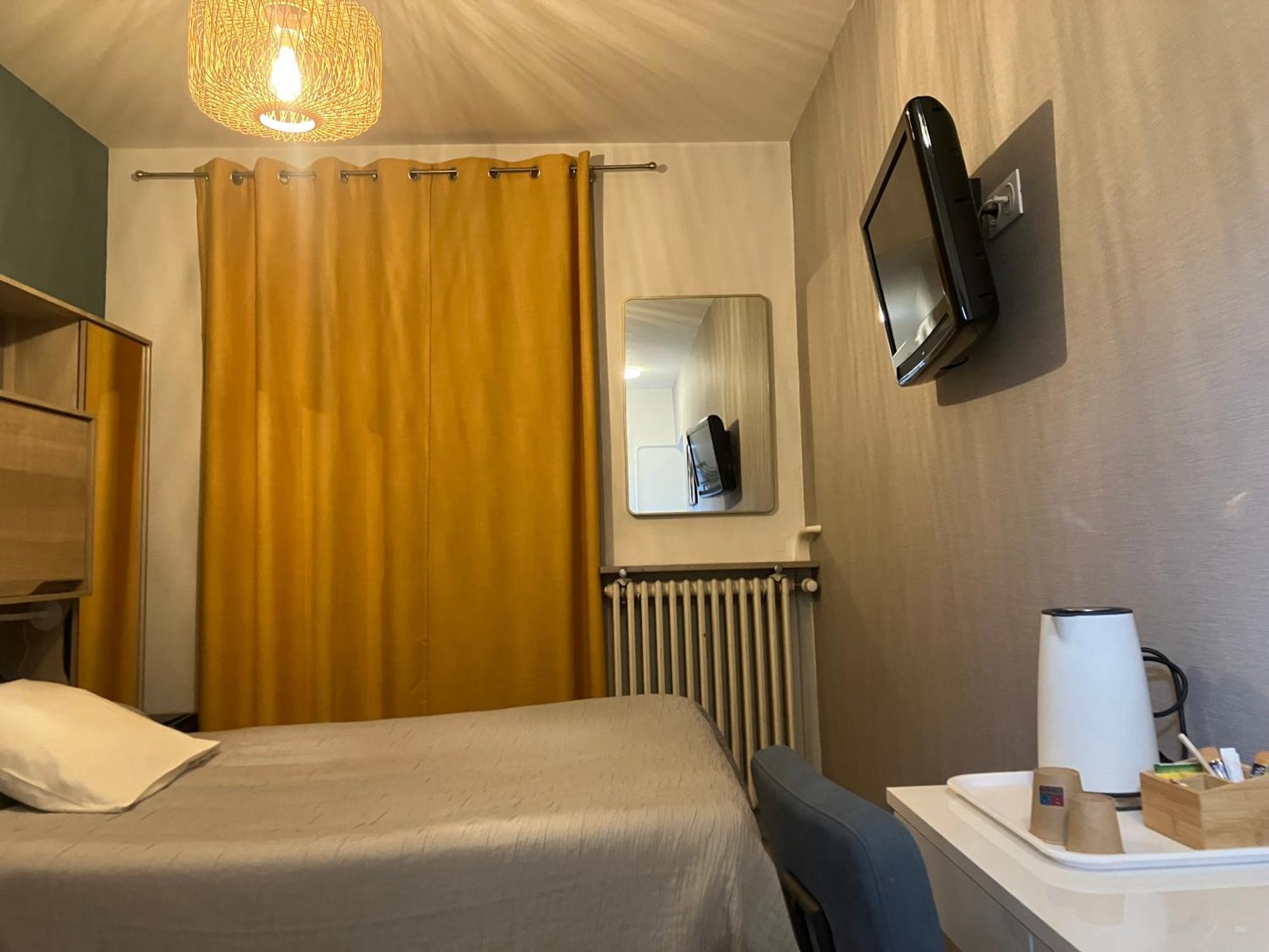 Hotel Du Nord Chambres Familiales Fontaines  외부 사진
