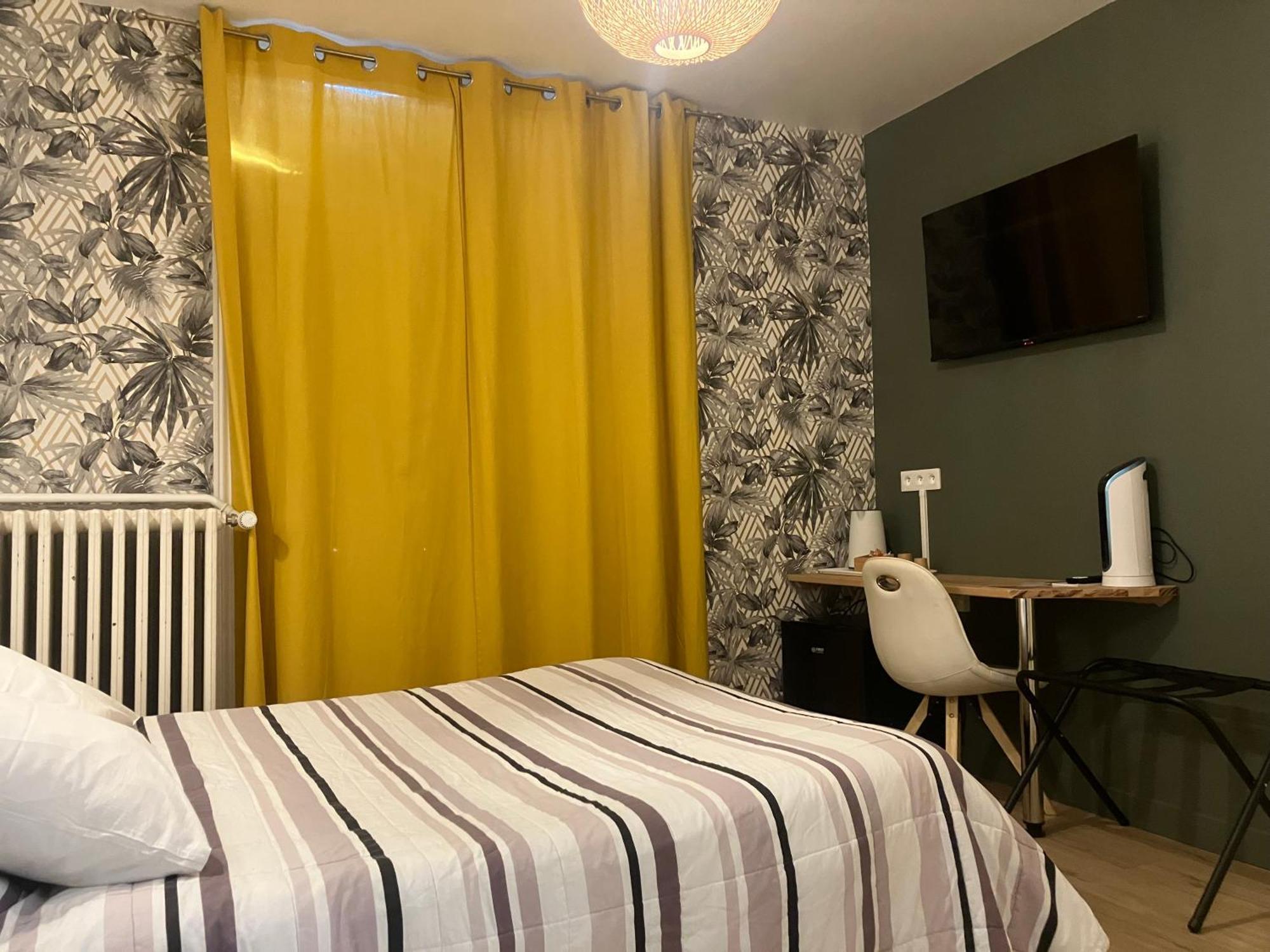 Hotel Du Nord Chambres Familiales Fontaines  외부 사진