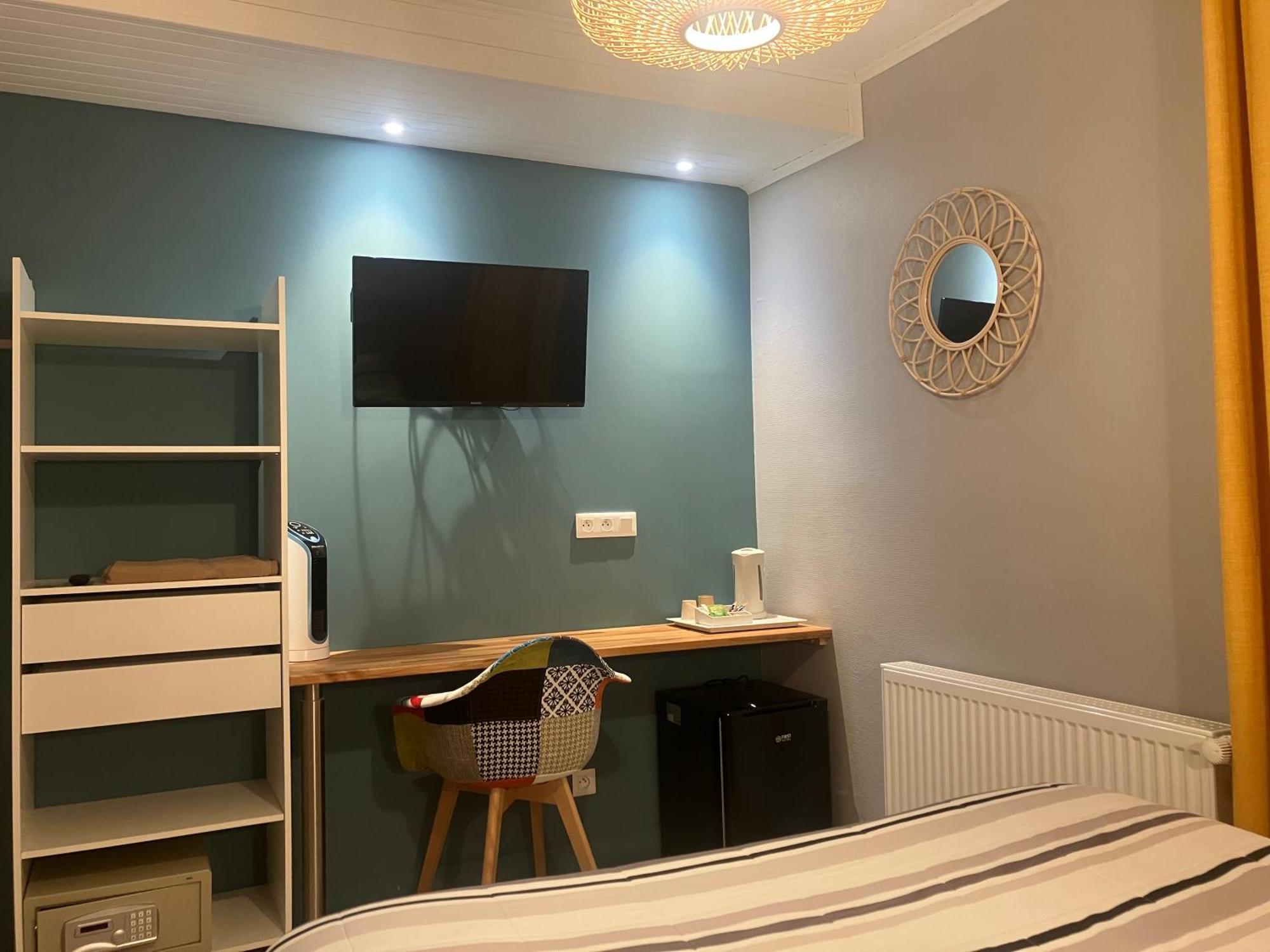 Hotel Du Nord Chambres Familiales Fontaines  외부 사진