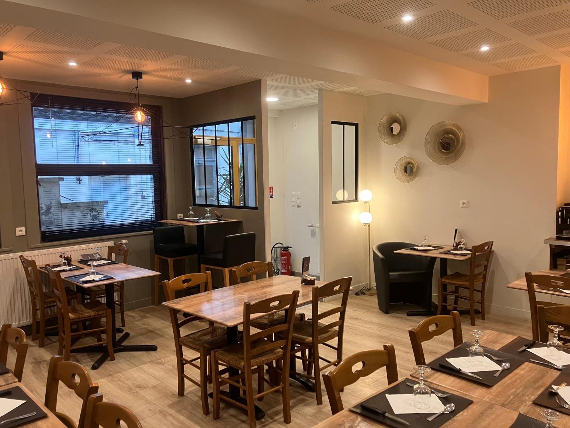 Hotel Du Nord Chambres Familiales Fontaines  외부 사진